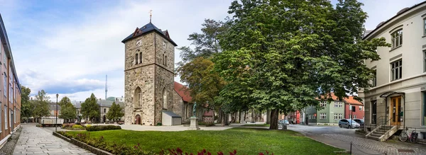 Panorama kościoła luterańskiego Matki Bożej. — Zdjęcie stockowe