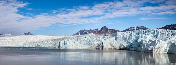 Vista Panorâmica Glaciar Julho Também Conhecido Como Fjortende Julibreen Juli — Fotografia de Stock