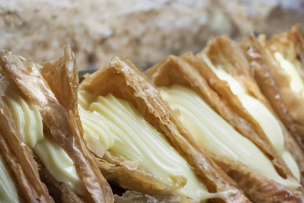 Nahaufnahme Von Trigona Panoramatos Einem Traditionellen Griechischen Dessert Gefüllt Mit — Stockfoto