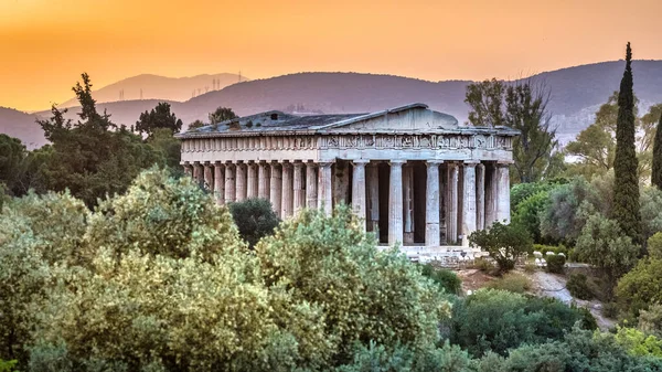 A antiga Ágora de Atenas ao pôr-do-sol, Grécia — Fotografia de Stock