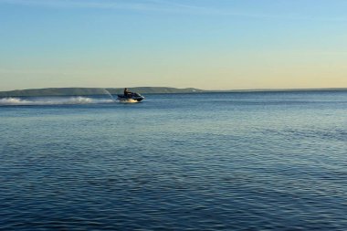 Nehirde Jet Ski yarışı