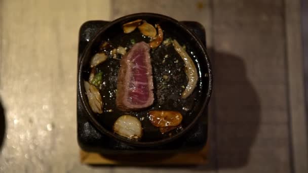 Deliciosa Carne Crujiente Frita Gyukatsu Con Filete Que Sido Empanado — Vídeo de stock