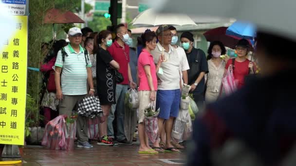Taipei Taiwan Mai 2020 Mișcarea Lentă Persoanelor Asiatice Umbrelă Care — Videoclip de stoc