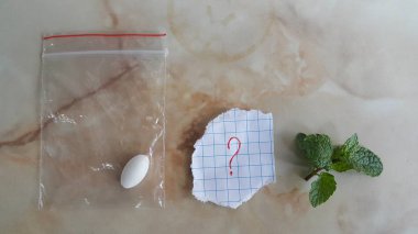 seçmek için ilaç veya otlar