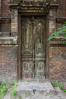 Mariupol eski ahşap kapı