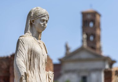 Roma, İtalya, - Ağustos 2018: kalıntıları Roma Forumu bir atış yaz gününde