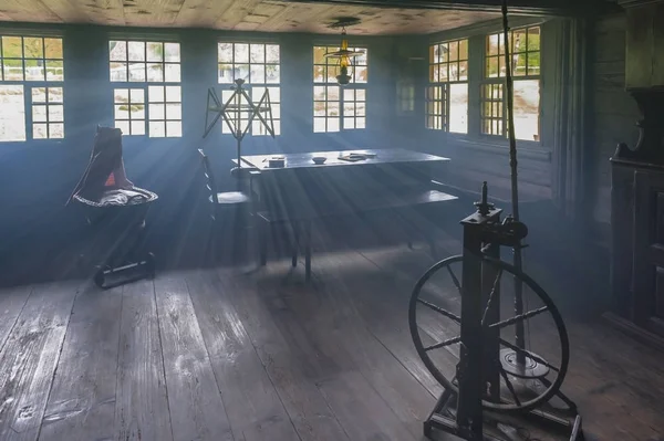 Hofstetten bei Brienz, İsviçre - Nisan 2017: bir kırsal evde bir zamanlar Ballenberg Açık Hava Müzesi