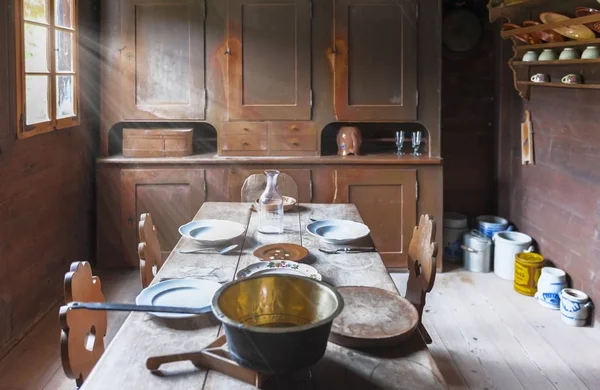 Hofstetten Bei Brienz Abril 2017 Comedor Una Casa Pueblo Ballenberg — Foto de Stock