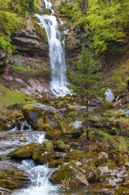 Giessbach şelale hiking. Brienz, İsviçre