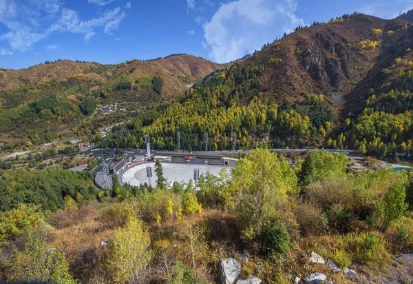 Almaty Kazajstán Septiembre 2017 Vista Famosa Medeu Pista Patinaje Alta —  Fotos de Stock