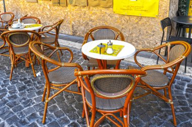 Rome, İtalya - Ağustos 2017: güzel café'de şehrin sokaklarında