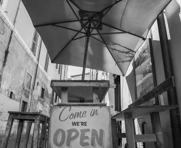 白黒でローマ イタリア 2017 ストリート カフェ — ストック写真