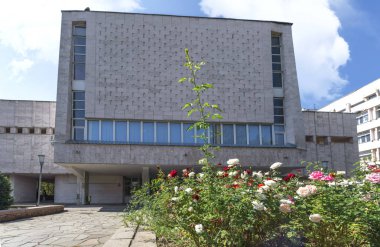 Almatı, Kazakistan - Eylül 2017: içinde Devlet Üniversitesi Kampüsü