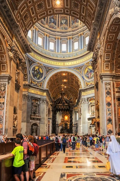 Roma Itália Agosto 2017 Impressionante Interior Catedral São Pedro — Fotografia de Stock