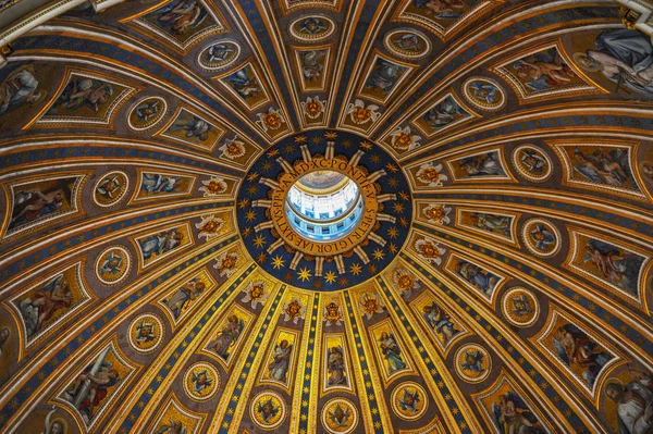 Vatikan Ağustos 2017 Etkileyici Kubbe Peter Cathedral — Stok fotoğraf