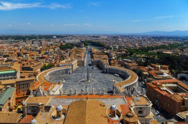 St Peter's Meydanı nda havadan görünümü. Roma