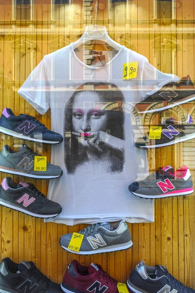 Roma Italia Agosto 2017 Escaparate Lindo Una Tienda Deporte — Foto de Stock