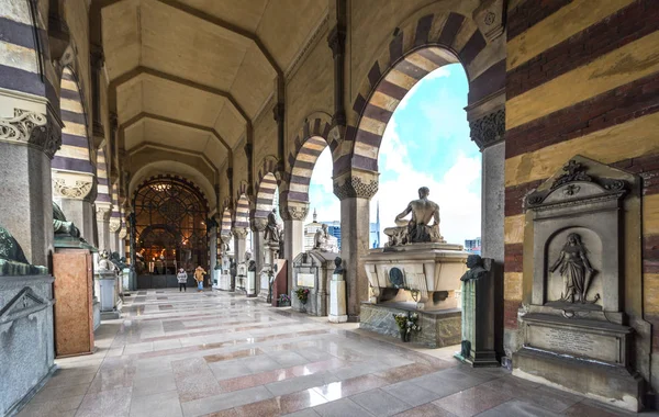 Milán Italia Diciembre 2017 Visita Cementerio Ciudad Monumental Imagen de archivo