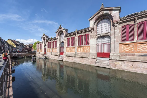 Colmar Francja Maj 2017 Budowa Rynku Miejskiego Kanale — Zdjęcie stockowe