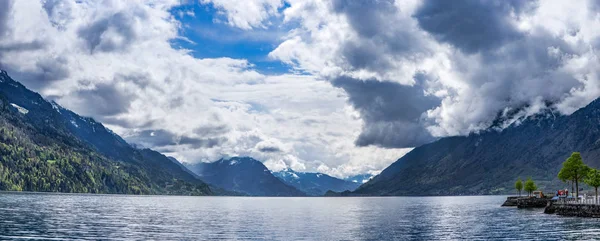 Vista Para Lago Brienz Antes Pôr Sol Suíça — Fotografia de Stock