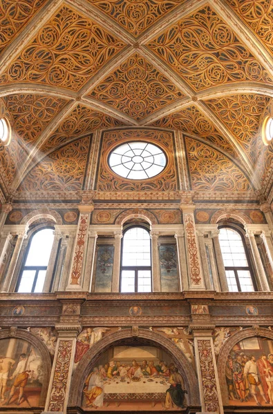 Mediolan Włochy Listopad 2018 Imponujące Wnętrze Kościoła Maurizio — Zdjęcie stockowe