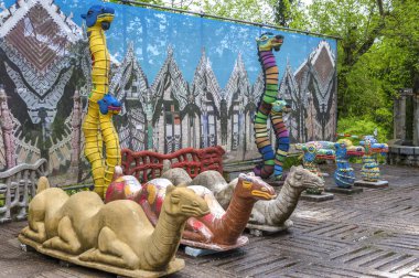 Dietikon, İsviçre - Mayıs 2017: Olağandışı heykeller Bruno Weber park