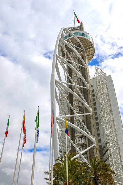 Lisabon Portugalsko Duben 2018 Pohled Věž Vasco Gama Promenádě — Stock fotografie