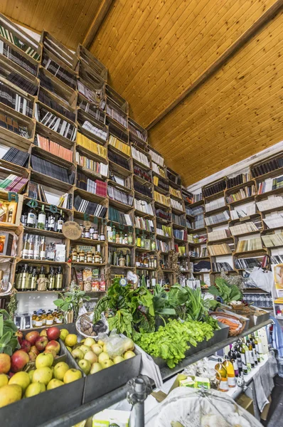 オビドス ポルトガル 2018 旧市街の食料品店 — ストック写真