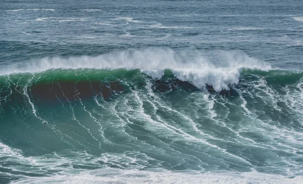 Moc Atlantského Oceánu Naz Portugalsko — Stock fotografie