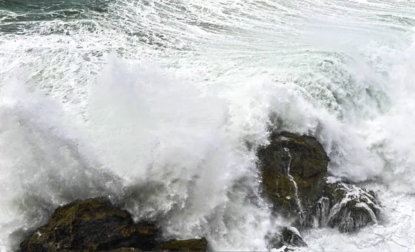 Vlny Atlantského Oceánu Nazare Portugalsko — Stock fotografie