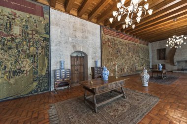 Braganza Dükleri 'nin sarayında etkileyici bir iç mekan. Guimaraes, Portekiz