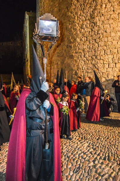 Szent Hét Girona Spanyolország Felvonulás Szent Temetkezési Girona Felvonulás Manaies — Stock Fotó
