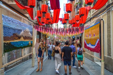 Fiesta Major de Gracia, Travessia de Sant Antoni, İspanya - Ağustos 2019 