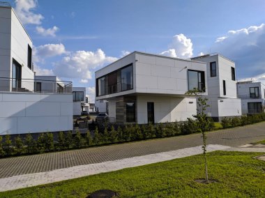 Skolkovo İnovasyon Merkezi, Moskova'nın Mozhaysky Bölgesinde inşa edilmekte olan yüksek teknolojili bir iş alanıdır.. 