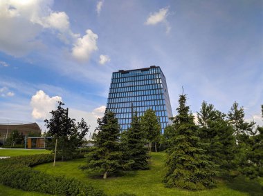 Skolkovo İnovasyon Merkezi, Moskova'nın Mozhaysky Bölgesinde inşa edilmekte olan yüksek teknolojili bir iş alanıdır.. 