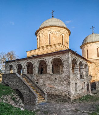 Ivangorod Kalesi, Rusya 'nın Leningrad Oblastı' nda bulunan bir ortaçağ kalesidir. Estonya 'nın Narva kentinin karşısında, Estonya ile Rusya sınırı boyunca Narva Nehri üzerinde yer almaktadır..