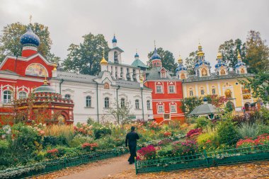 Pskov-Pechory Manastırı ya da Pskovo-Pechersky Dormition Manastırı veya Pskovo-Pechersky Manastırı, Pechory, Pskov Oblastı 'nda bulunan bir Rus Ortodoks erkek manastırı.