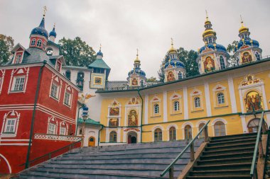 Pskov-Pechory Manastırı ya da Pskovo-Pechersky Dormition Manastırı veya Pskovo-Pechersky Manastırı, Pechory, Pskov Oblastı 'nda bulunan bir Rus Ortodoks erkek manastırı.