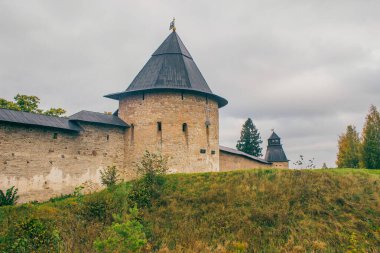 Pskov-Pechory Manastırı ya da Pskovo-Pechersky Dormition Manastırı veya Pskovo-Pechersky Manastırı, Pechory, Pskov Oblastı 'nda bulunan bir Rus Ortodoks erkek manastırı.