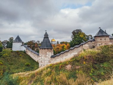 Pskov-Pechory Manastırı ya da Pskovo-Pechersky Dormition Manastırı veya Pskovo-Pechersky Manastırı, Pechory, Pskov Oblastı 'nda bulunan bir Rus Ortodoks erkek manastırı.