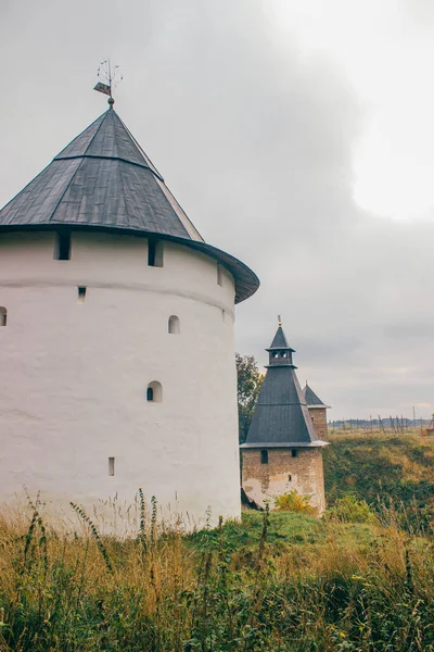 プスコフ ペチェフスキー修道院 Pskov Pechersky Dormition Monastery Pskov Pechersky またはプスコフ ペチェフスキー修道院 — ストック写真