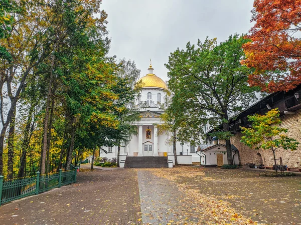 Het Pskovo Pecherski Klooster Pskovo Pecherski Klooster Pskovo Pechersky Klooster — Stockfoto