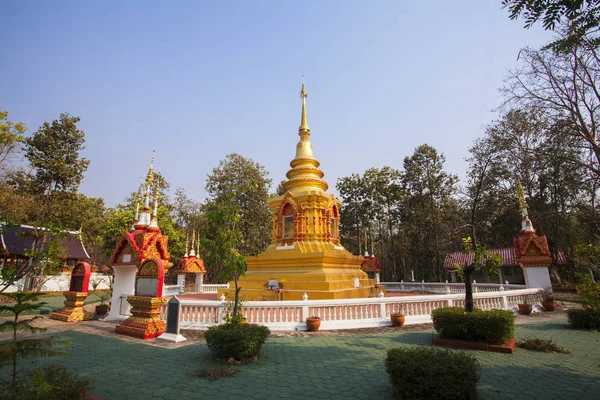 Pagoda Dorada Wat Phra Que Doi Kham Templo Dorado Provincia —  Fotos de Stock