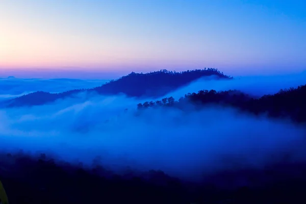 Lever Soleil Dans Nord Thaïlande Avec Paysage Brumeux Des Collines — Photo