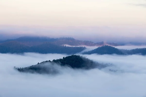 Vackra vinter berg landskap — Stockfoto