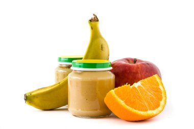 Bebek gıda: kavanoz meyve püresi izole üzerinde beyaz arka plan