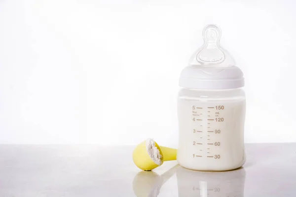 Baby Bottle Milk White Background Copyspace — Stock Photo, Image