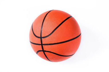 Beyaz arka plan üzerinde izole basketbol. Üstten görünüm