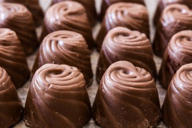 bonbon arka plan parçaları