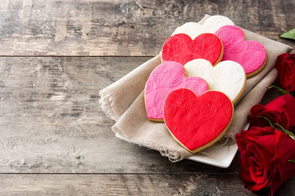 Heart Shaped Cookies Valentine Day Wooden Table Copyspace — Stock Photo, Image
